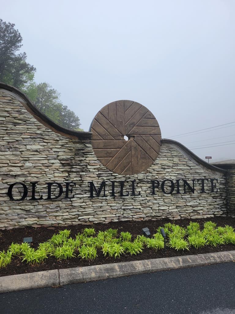 Olde Mill Pointe